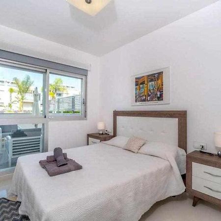 Espanhouse Caroline Bungalow Торрев'єха Екстер'єр фото