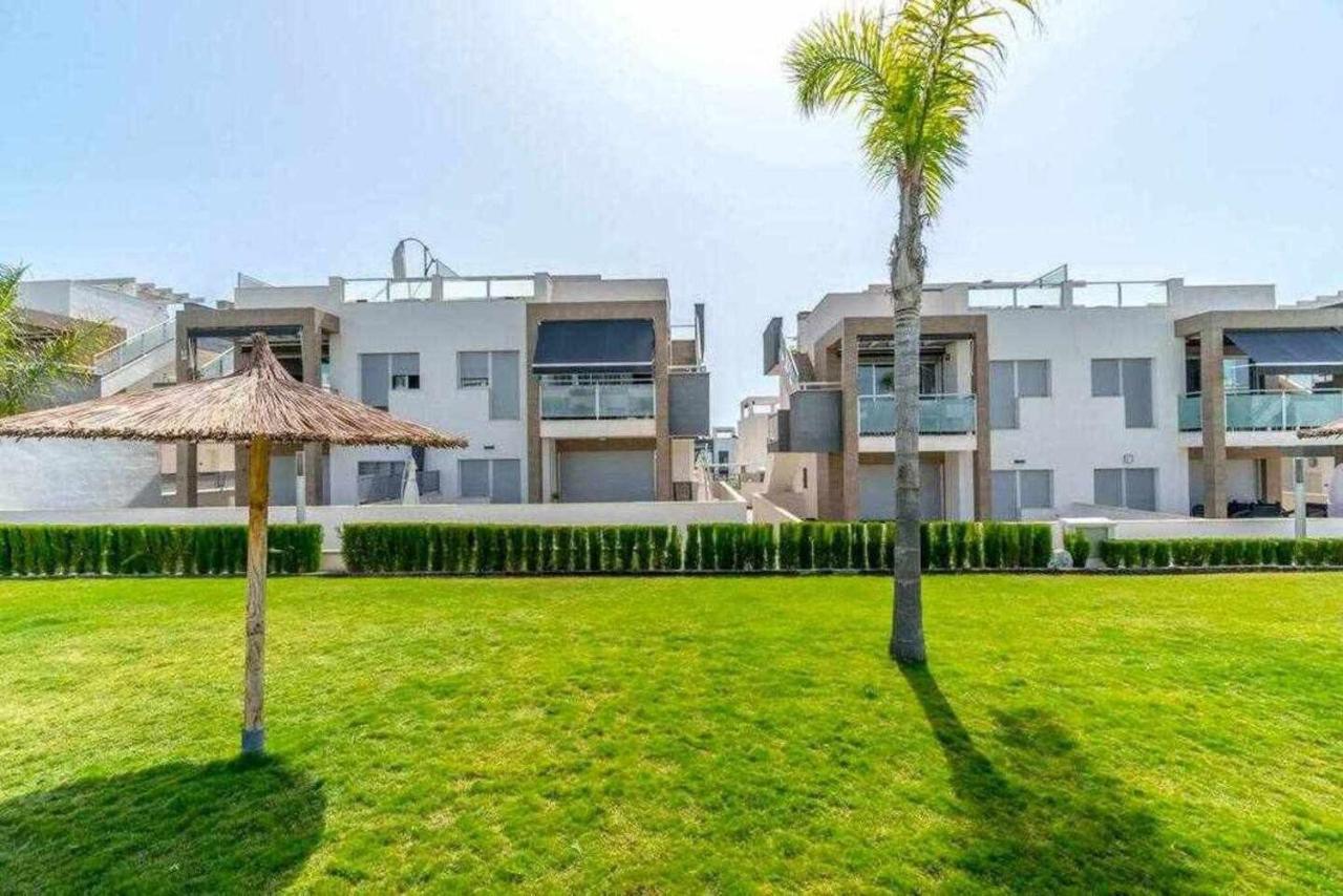 Espanhouse Caroline Bungalow Торрев'єха Екстер'єр фото